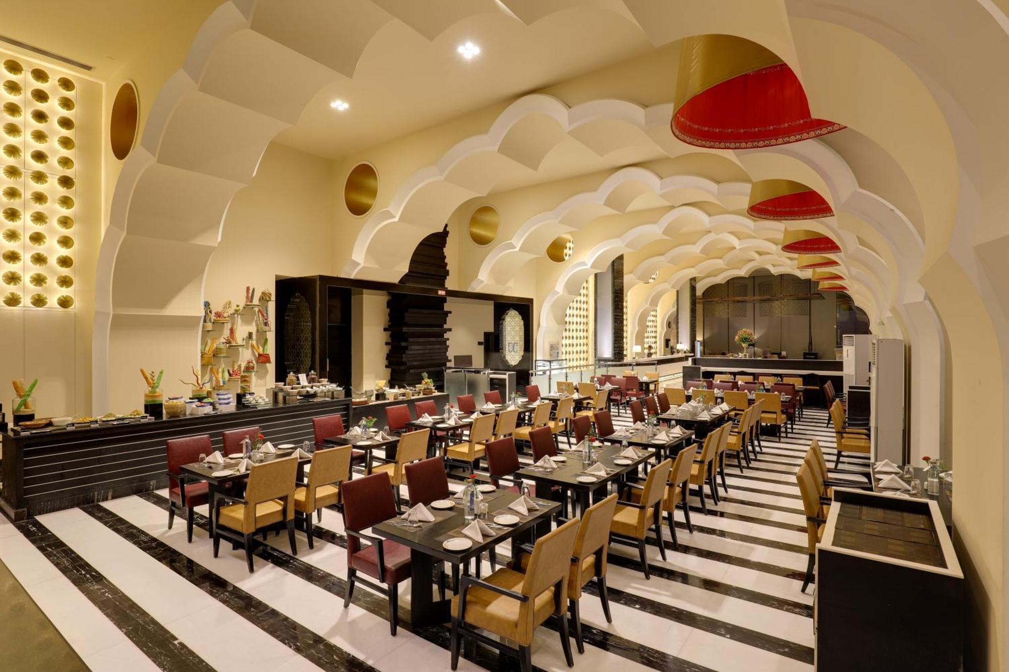 Saura Hotel, Agra - A Club Mahindra Associate Extérieur photo