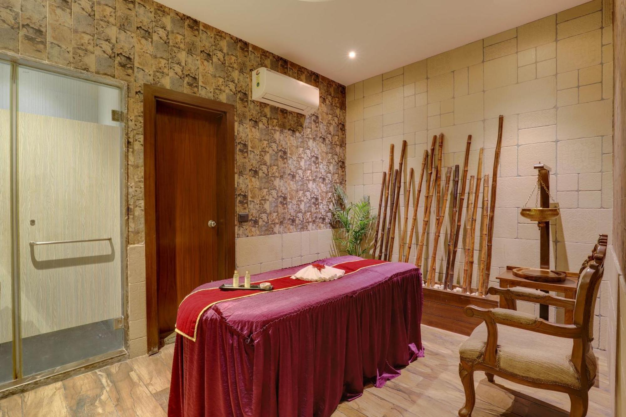 Saura Hotel, Agra - A Club Mahindra Associate Extérieur photo