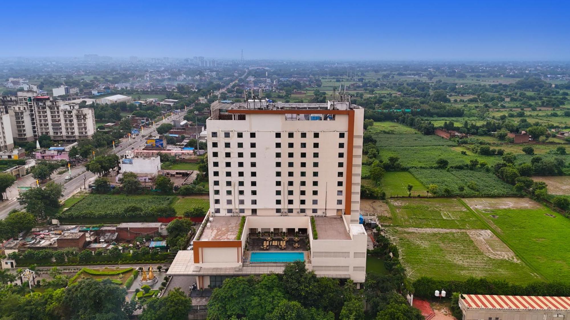 Saura Hotel, Agra - A Club Mahindra Associate Extérieur photo