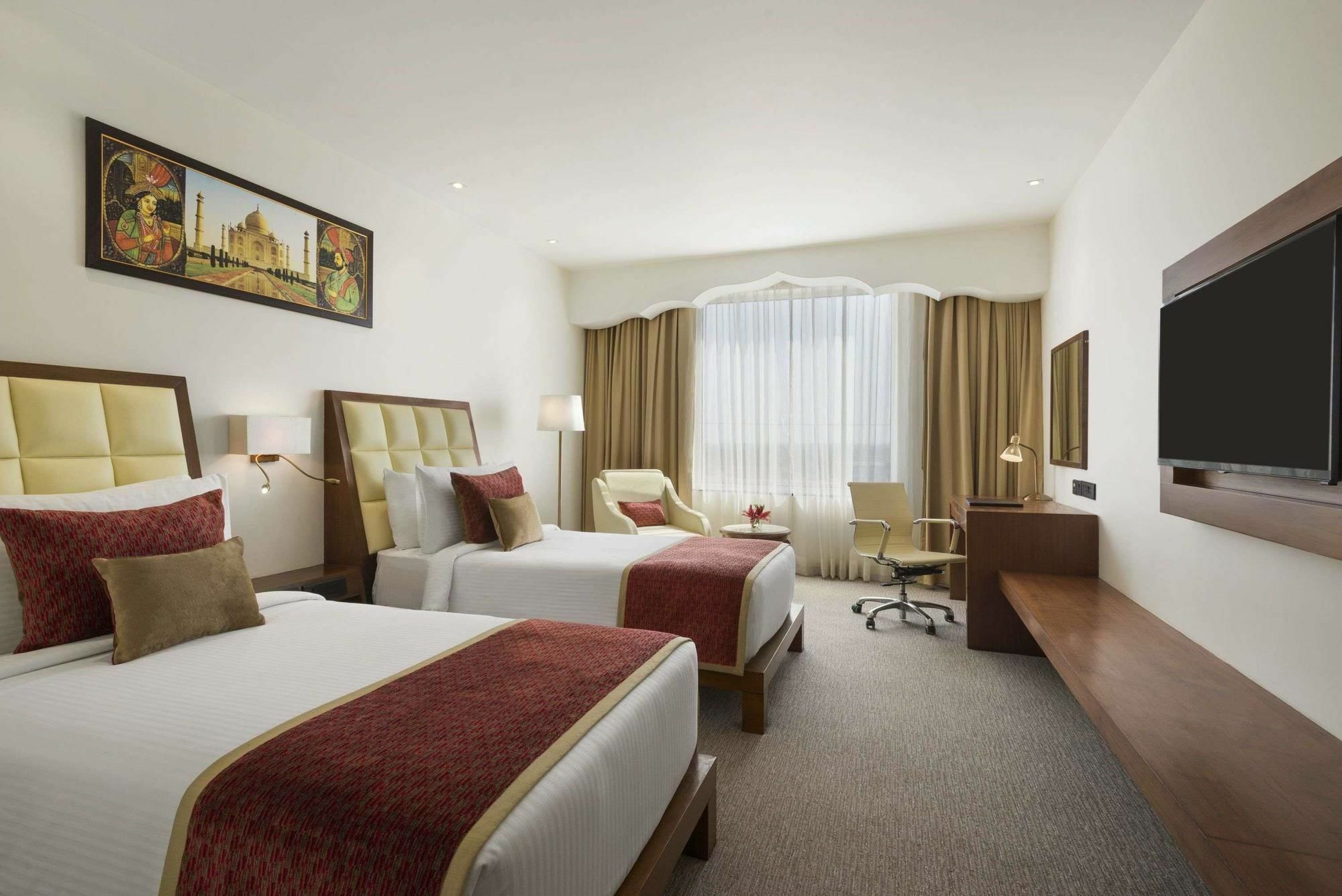 Saura Hotel, Agra - A Club Mahindra Associate Extérieur photo